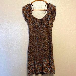 Wild fable dress, size medium but stretchy, brown with flowers